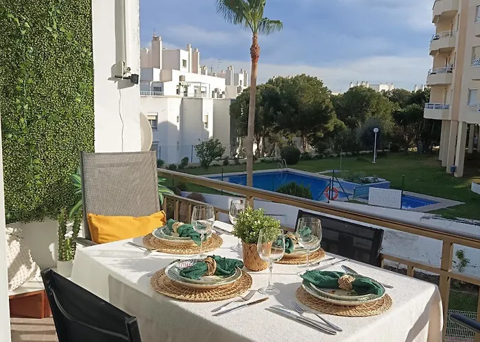 Soleado Y Luminoso A 3 Minutos De La Playa-carihuela