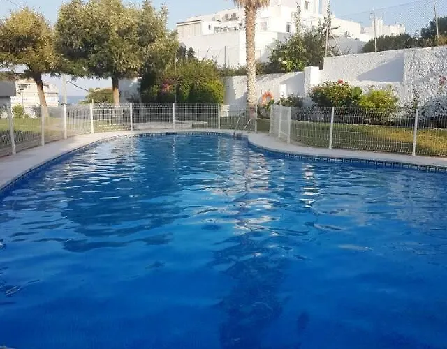 Soleado Y Luminoso A 3 Minutos De La Playa-carihuela * Torremolinos