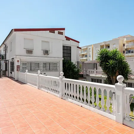 Soleado Y Luminoso A 3 Minutos De La Playa-carihuela *