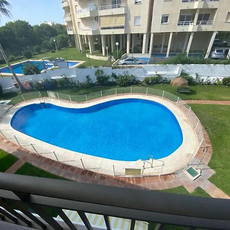 Soleado Y Luminoso A 3 Minutos De La Playa-carihuela Apartamento