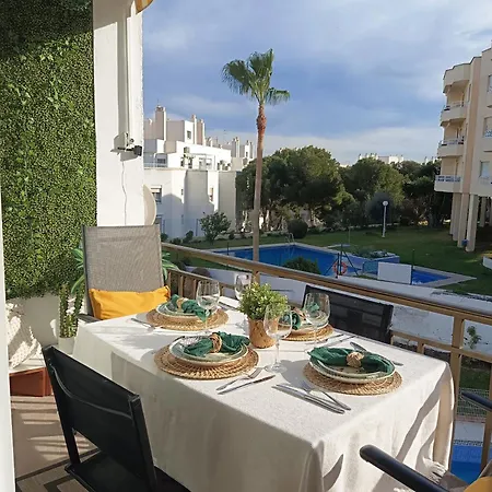 Soleado Y Luminoso A 3 Minutos De La Playa-carihuela