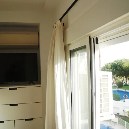 Soleado Y Luminoso A 3 Minutos De La Playa-carihuela Torremolinos