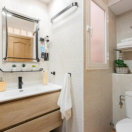 Apartamento Soleado Y Luminoso A 3 Minutos De La Playa-carihuela Torremolinos