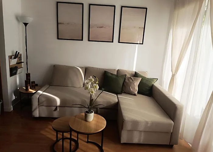 Soleado Y Luminoso A 3 Minutos De La Playa-carihuela *