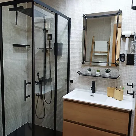 Soleado Y Luminoso A 3 Minutos De La Playa-carihuela *