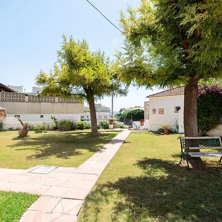 Soleado Y Luminoso A 3 Minutos De La Playa-carihuela Appartement